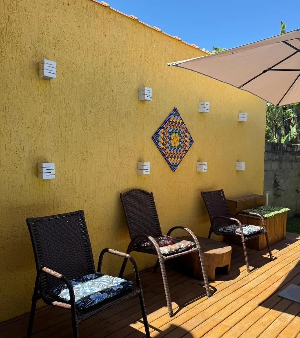 Alloggio in famiglia Suites Vila Jjae Praia do Rosa